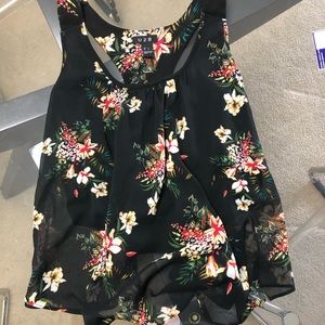 U2B summer tank top